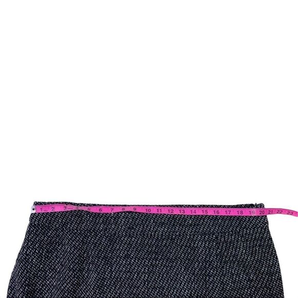 10/$25🦋 Jessica London Gray Fully Lined Wool Skirt - Size 20 - Picture 10 of 13